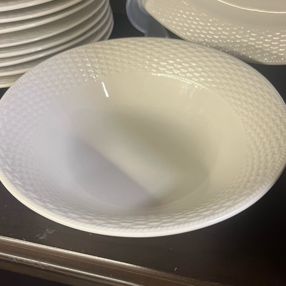 Dinnerware by capri - Picture 4 of 9